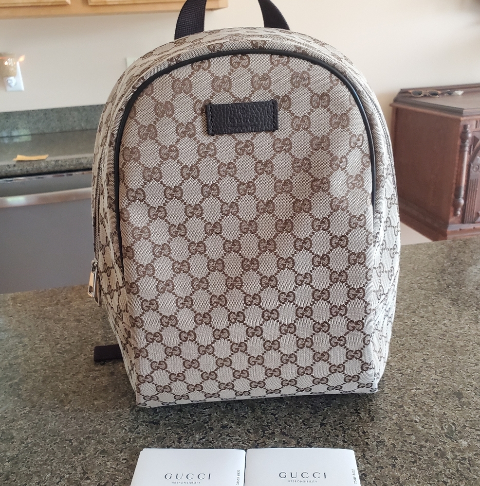 Gucci GG supreme Backpack 449906